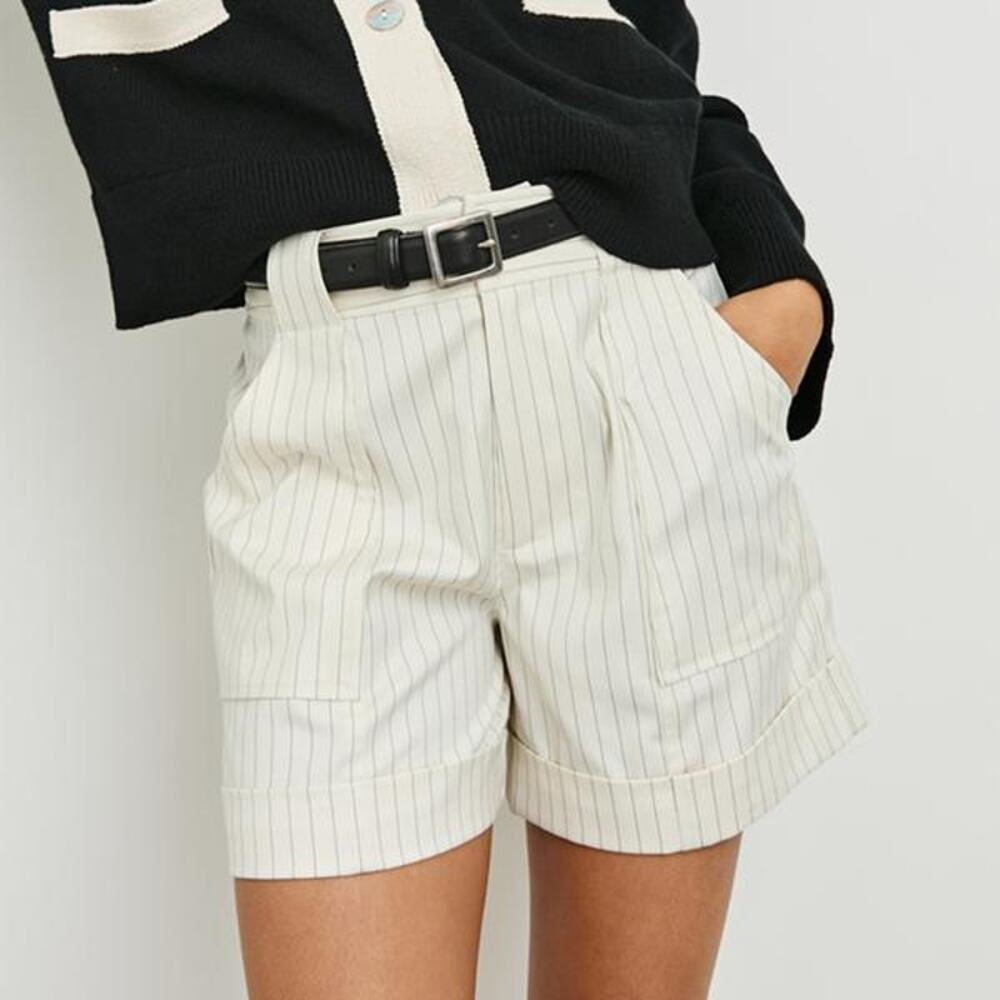 Rails Maryam Short in Birch Pinstripe 6 NWT Suiting Minimalist Quiet Luxury Chic - Picture 4 of 7